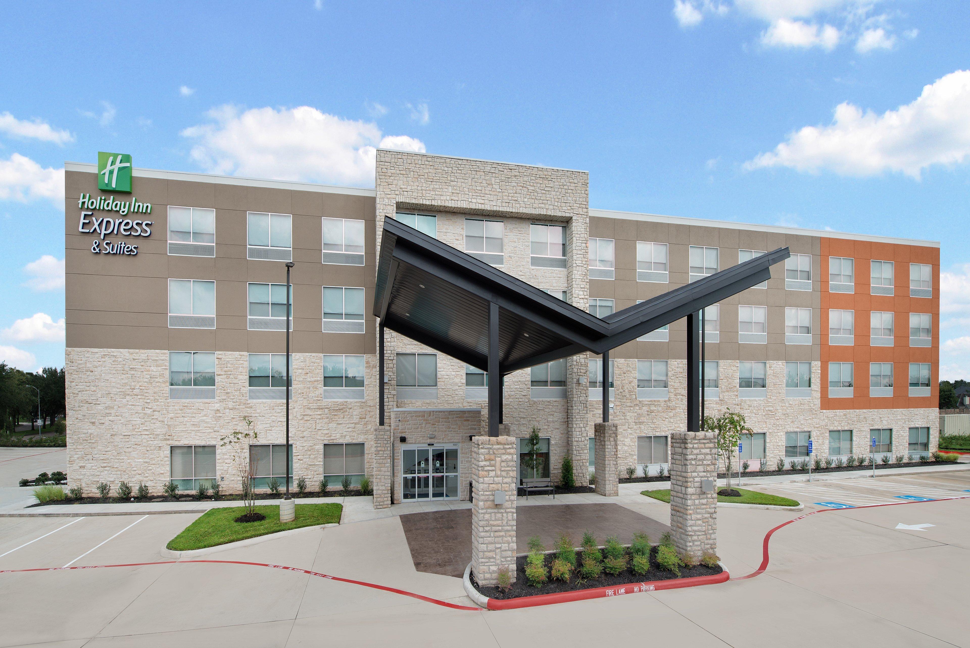 Holiday Inn Express & Suites- Sugar Land Se - Missouri City By Ihg Exterior photo